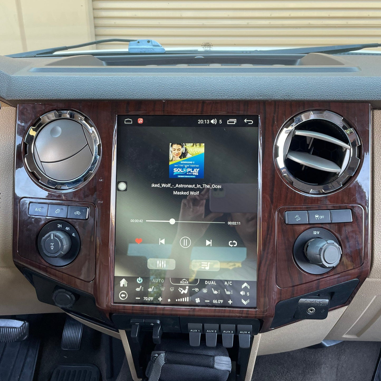 12.1 inch Android 13/14 Vertical Screen Navigation Radio for Ford F-250 F-350 Super Duty trucks 2008 - 2016-Phoenix Automotive