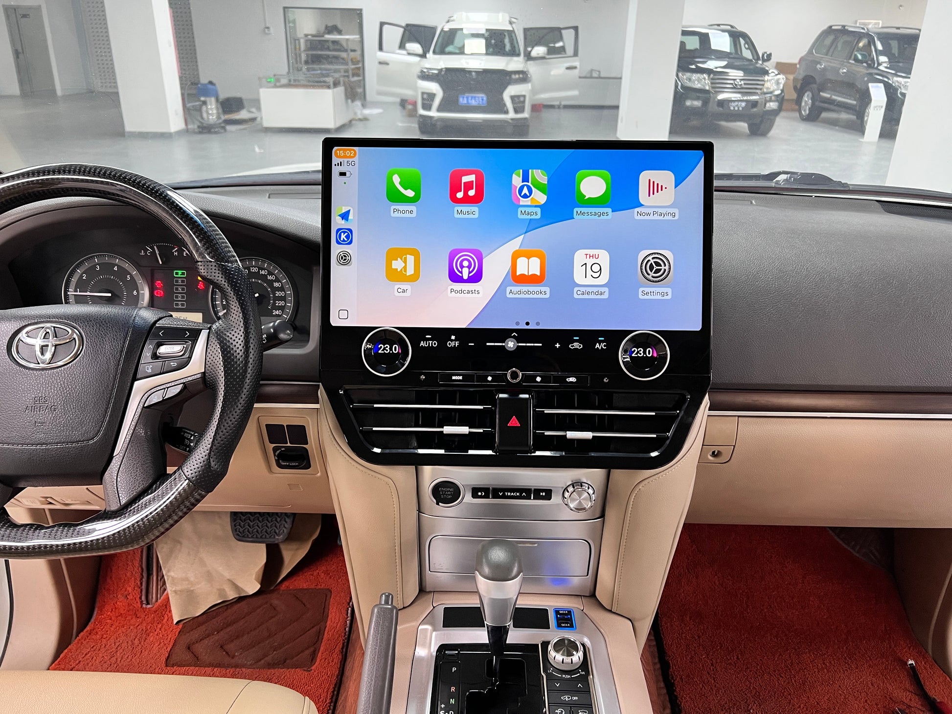 19.8" Android 13 Fast boot Navigation Radio for 2016 - 2021 Toyota Land Cruizer LC200-Phoenix Automotive