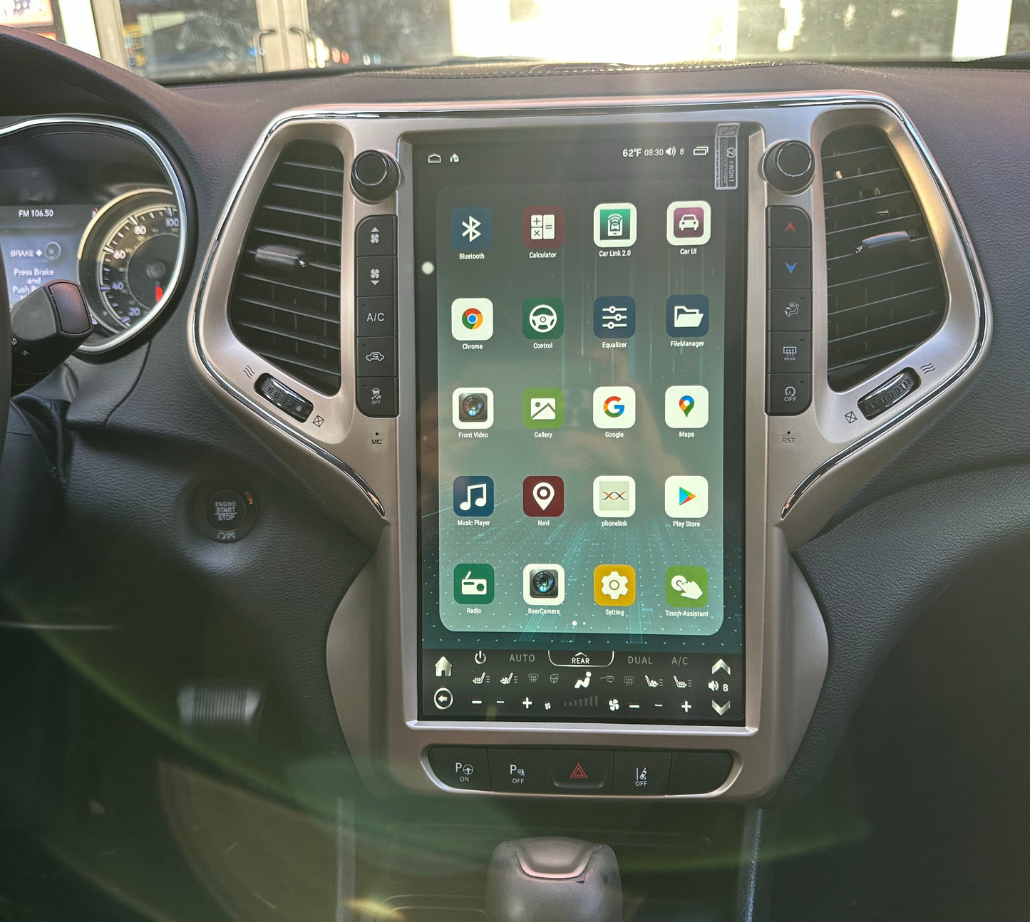 13.6" Vertical Screen Android 13/14 Fast boot Navigation Radio for Jeep Cherokee 2014 - 2021-Phoenix Automotive