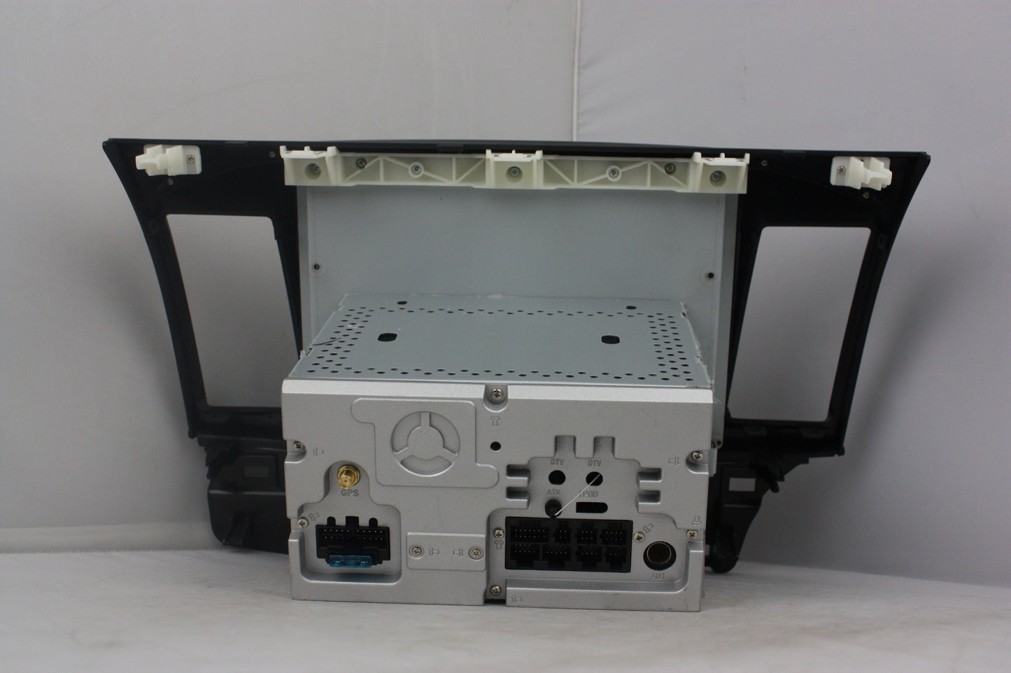 [Open box] 10.1" Android 10.0 Navigation Radio for Mitsubishi Lancer 2010 - 2016-Phoenix Automotive