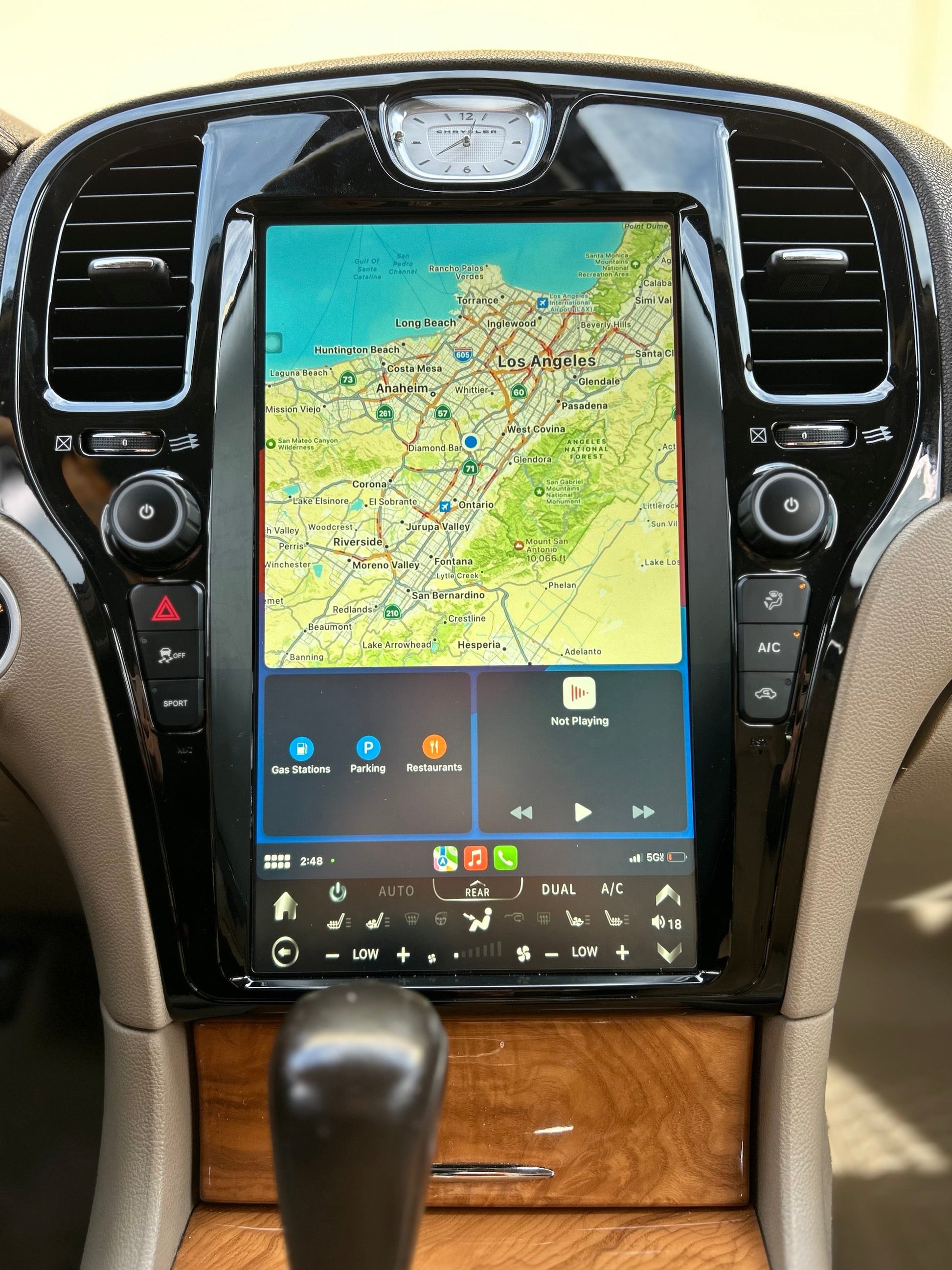 13.6" Vertical Screen Android 13/14 Navigation Radio for Chrysler 300 300C 300S 2011 - 2023-Phoenix Automotive