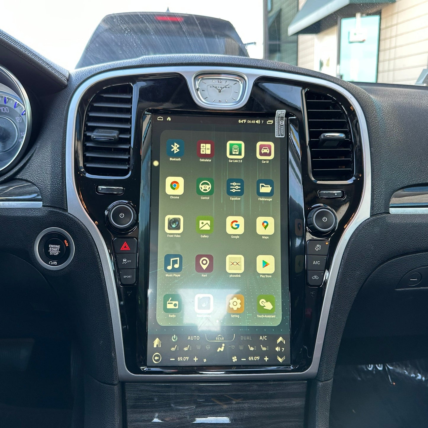 [Open box]13.6" Vertical Screen Android 12 Navigation Radio for Chrysler 300 300C 300S 2011 - 2023 | Phoenix Automotive
