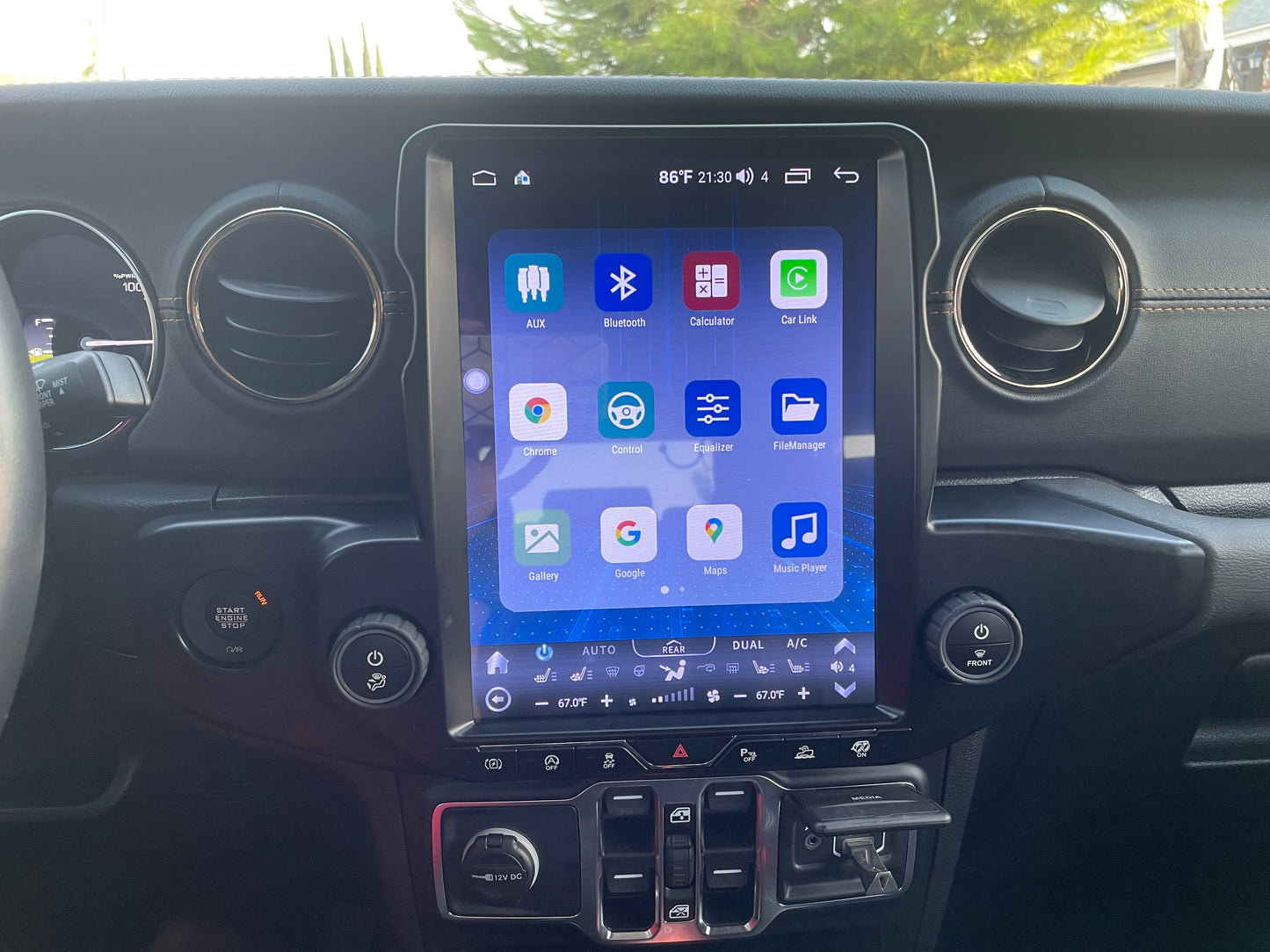 [Open box] 12.1” Android 10 / 12 Vertical Screen Navigation Radio for Jeep Wrangler JL 2018 - 2023 | Phoenix Automotive