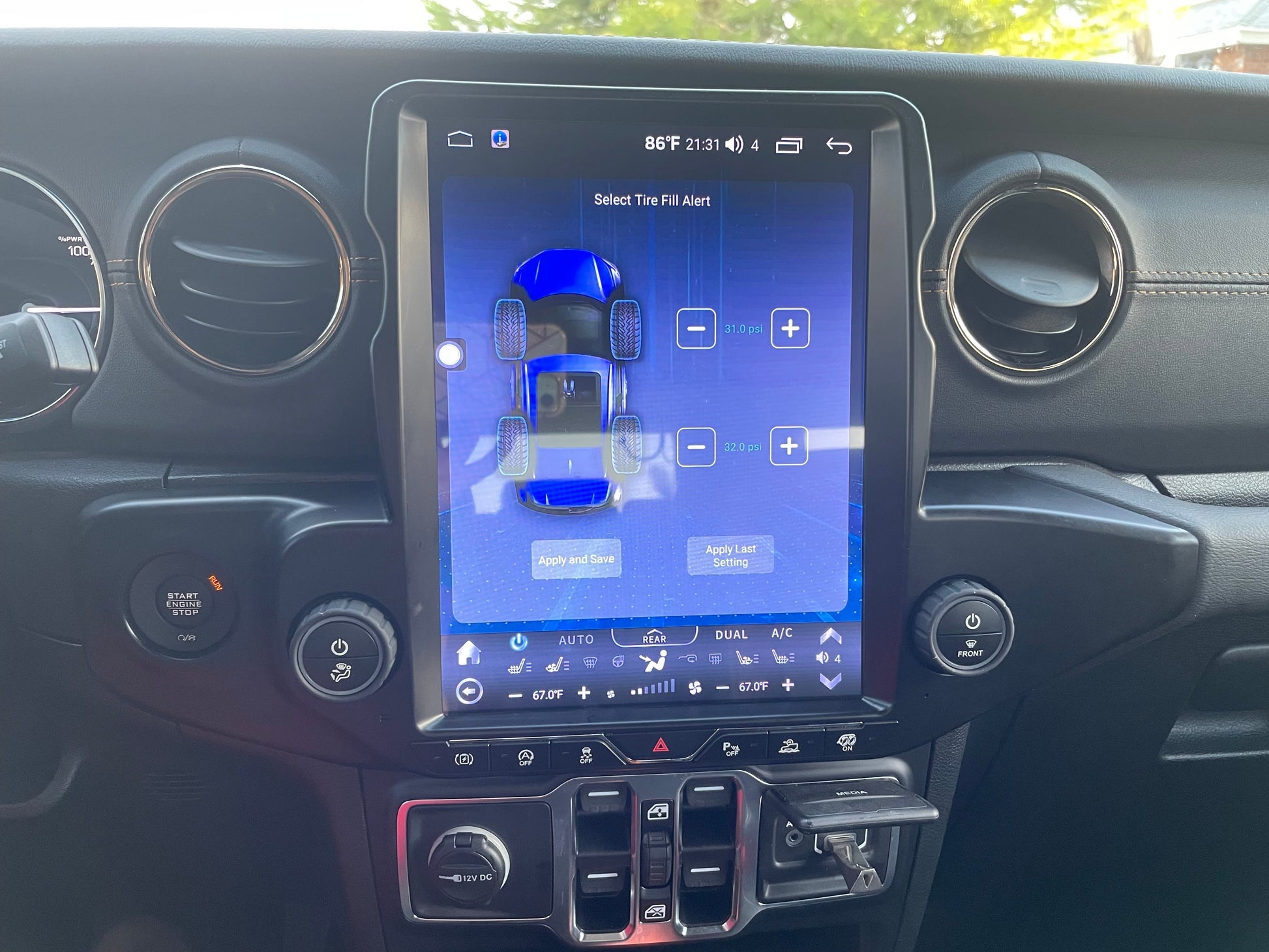 [Open box] 12.1” Android 10 / 12 Vertical Screen Navigation Radio for Jeep Wrangler JL 2018 - 2023 | Phoenix Automotive