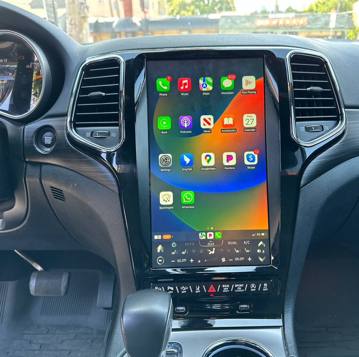 13.6" Vertical Screen Android 13/14 Fast boot Navigation Radio for Jeep Grand Cherokee 2014 - 2022-Phoenix Automotive
