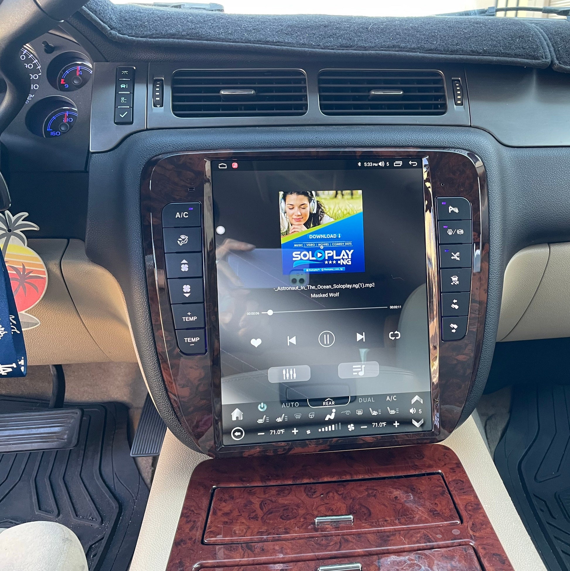 [Hot-selling] 13" Android 13 Navigation Radio for Chevrolet Silverado Tahoe Suburban GMC Yukon Sierra Avalanche 2007 - 2014-Phoenix Automotive